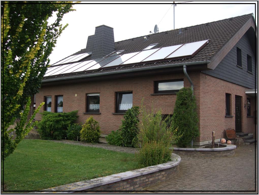 Ferienwohnung Schaefer Anschau 외부 사진